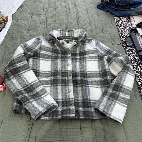 Great used condition banana republic shacket style jacket. Sz m - Picture 2 of 12